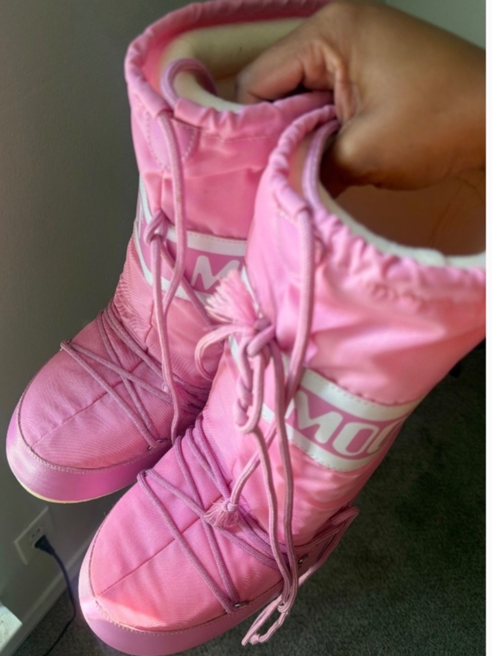 Moon boots